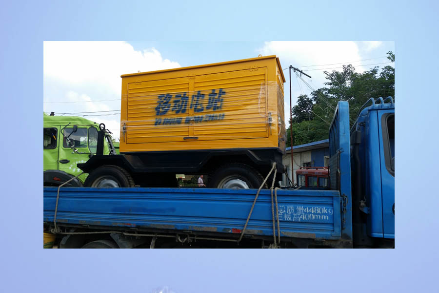 發(fā)電機(jī)組租賃-拖車